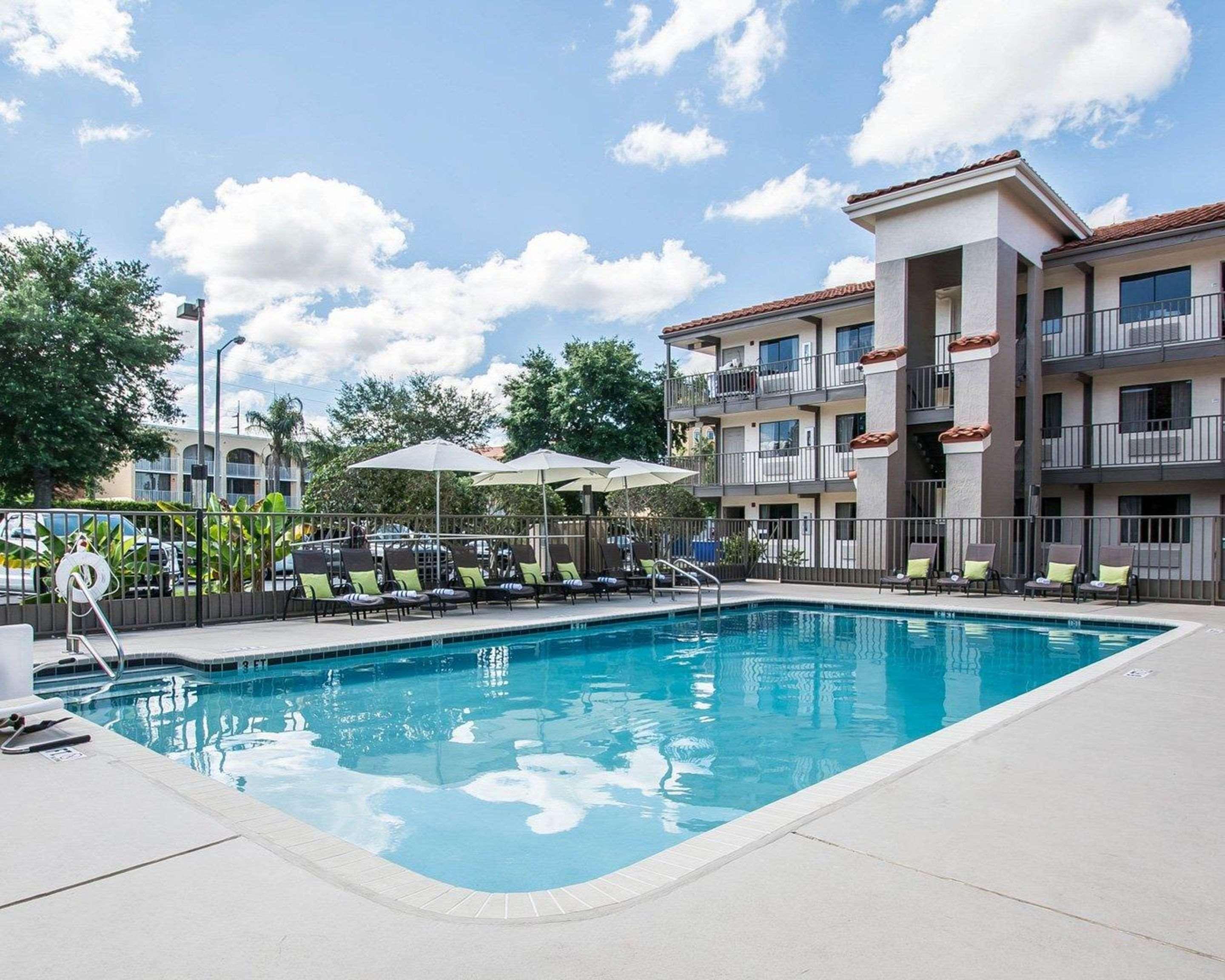 Quality Inn & Suites By The Parks Four Corners Exterior photo