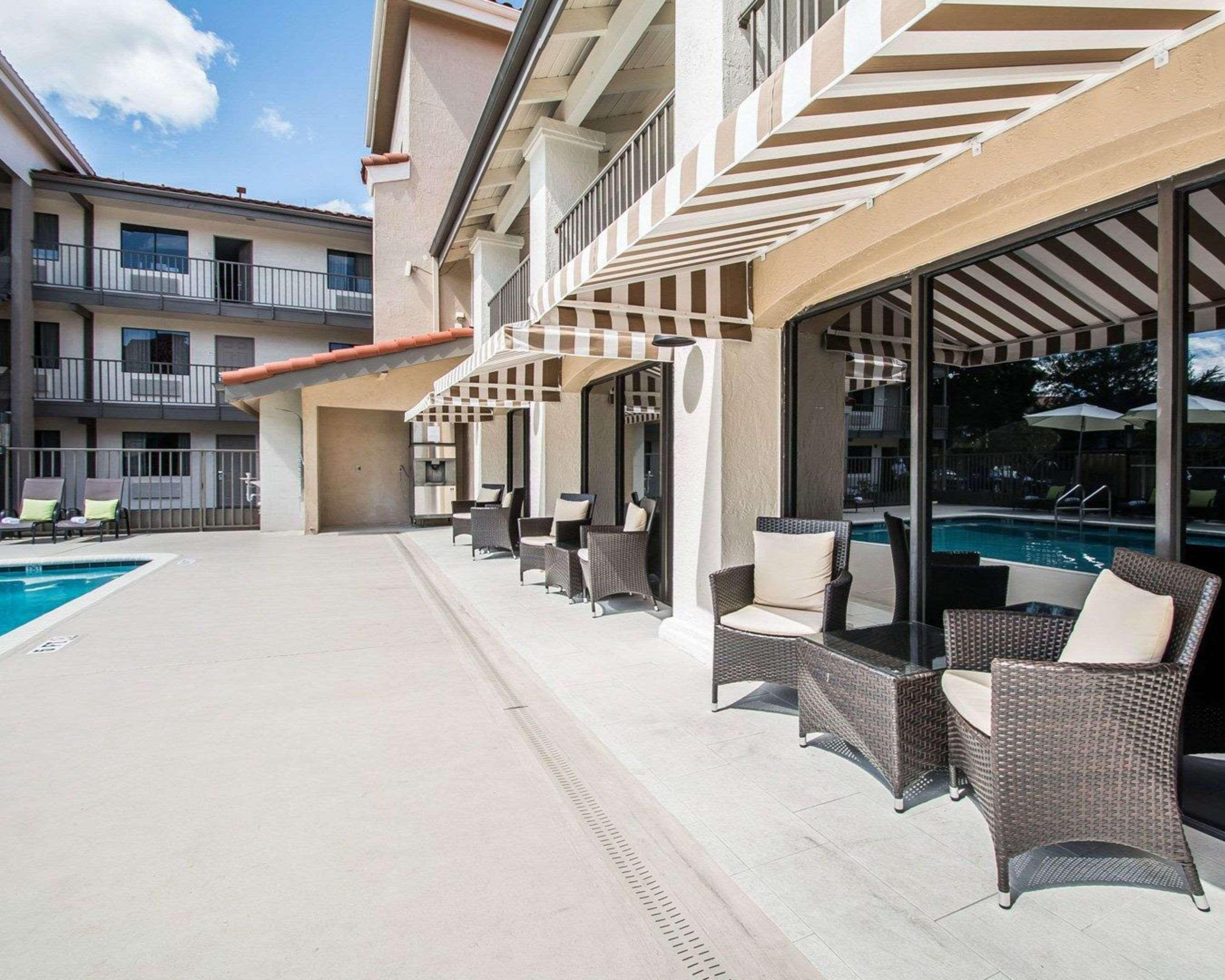 Quality Inn & Suites By The Parks Four Corners Exterior photo